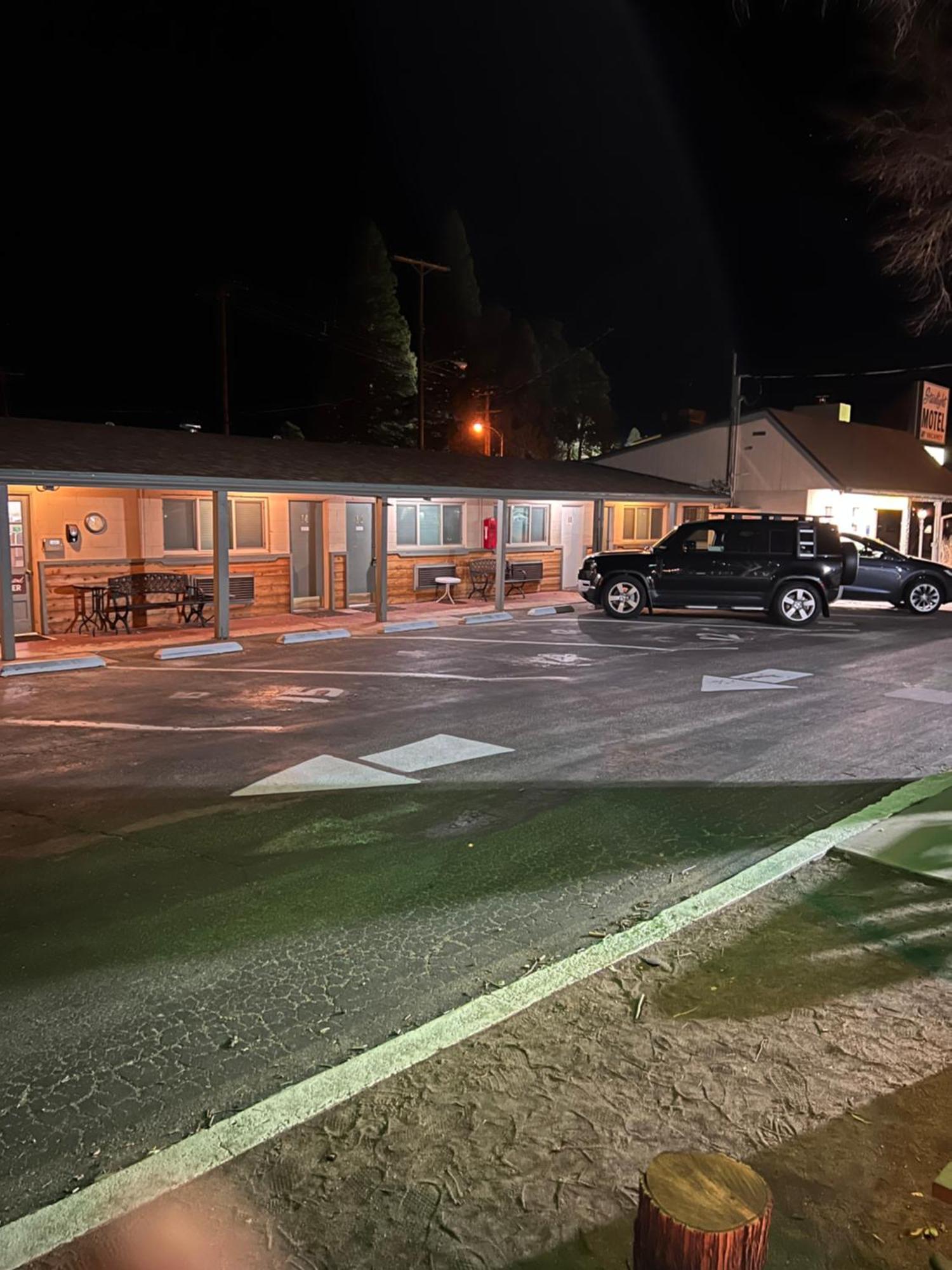 Starlight Motel